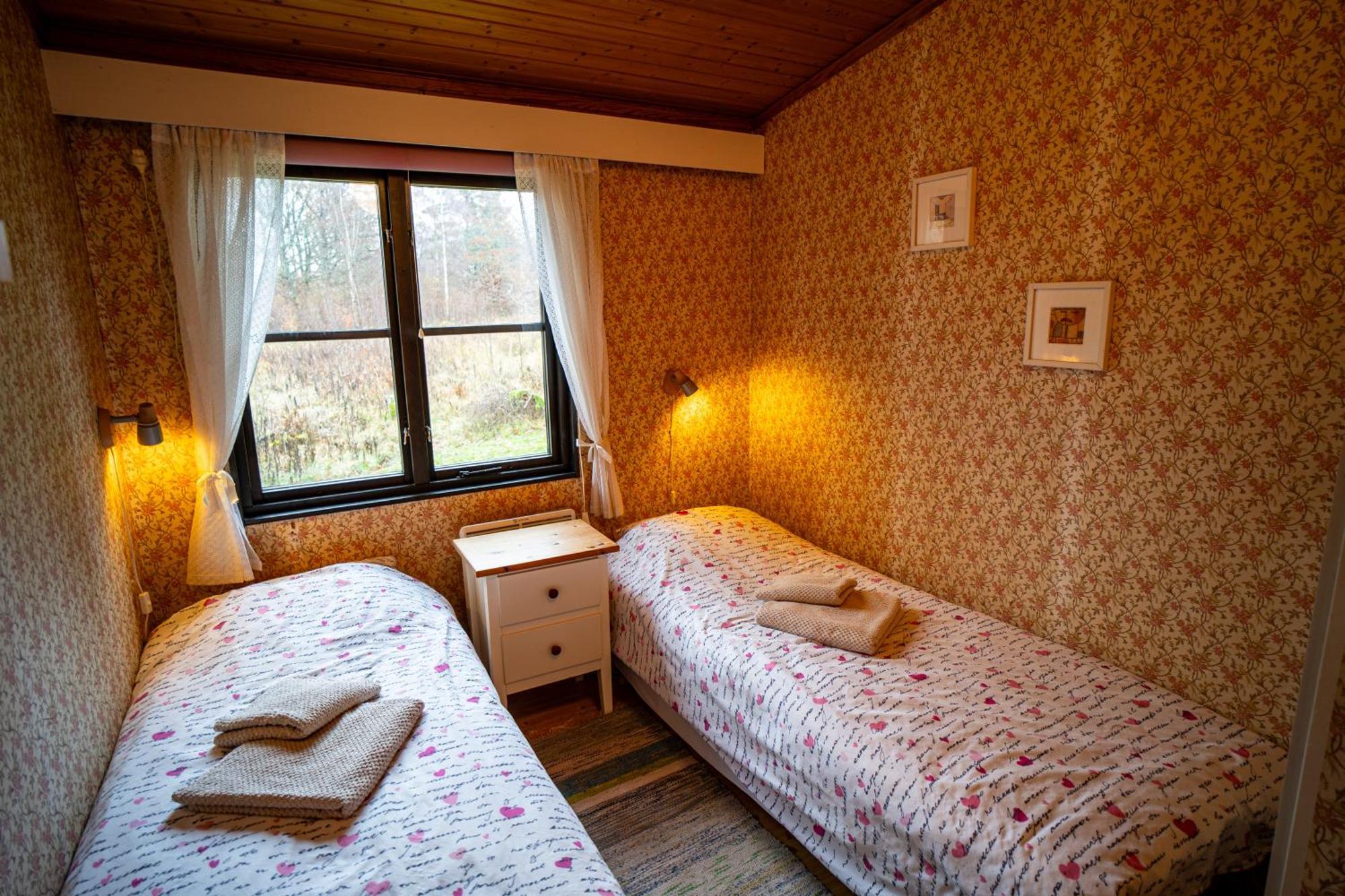 Ferienhaus Smultronsstaelle Hjo, Vaettern Exterior foto